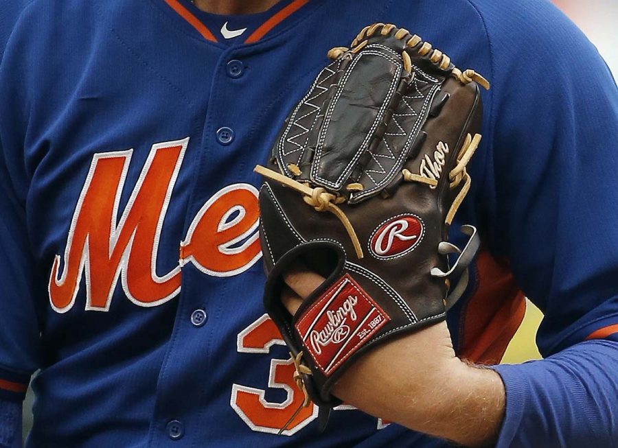 Good Baseball Gloves: Key Features