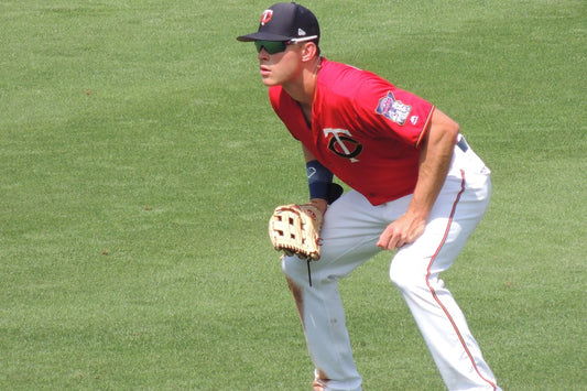 On the Field: Choosing the Perfect Baseball Pants and Gear