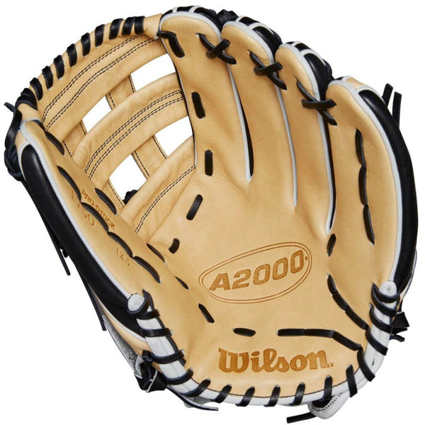 What Pros Wear: Juan Soto's Wilson A2K JS22 Glove (2023) - What