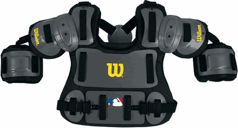 wilson-fitted-umpire-chest-protector-wta3217
